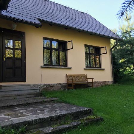 Samostatný mezonetový apartmán s dvěmi ložnicemi a vlastní krytou terasou a sdíleným bazénem Villa Rudník Exterior foto