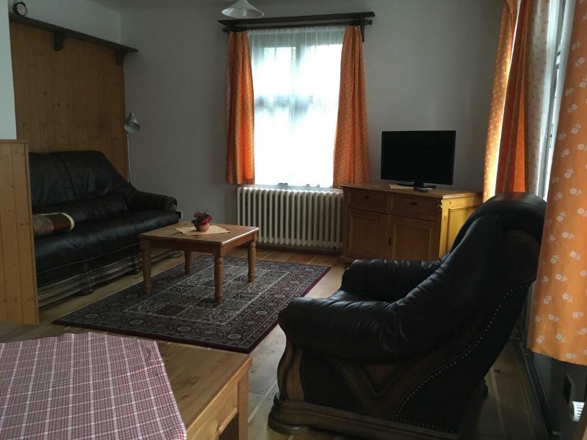 Samostatný mezonetový apartmán s dvěmi ložnicemi a vlastní krytou terasou a sdíleným bazénem Villa Rudník Exterior foto